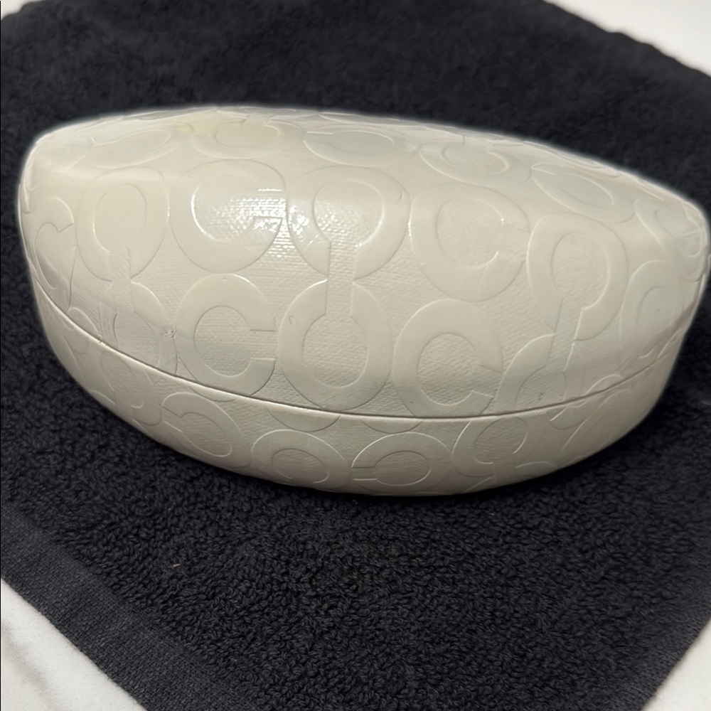 Coach Cream Embossed Eyeglass Case NEW Never Used